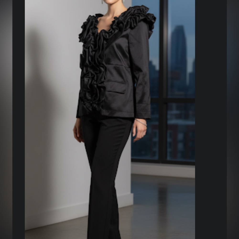 NWT Samuel Dong Black Wired Ruffle Zip Jacket Blazer L 
Witchy Dark Academia